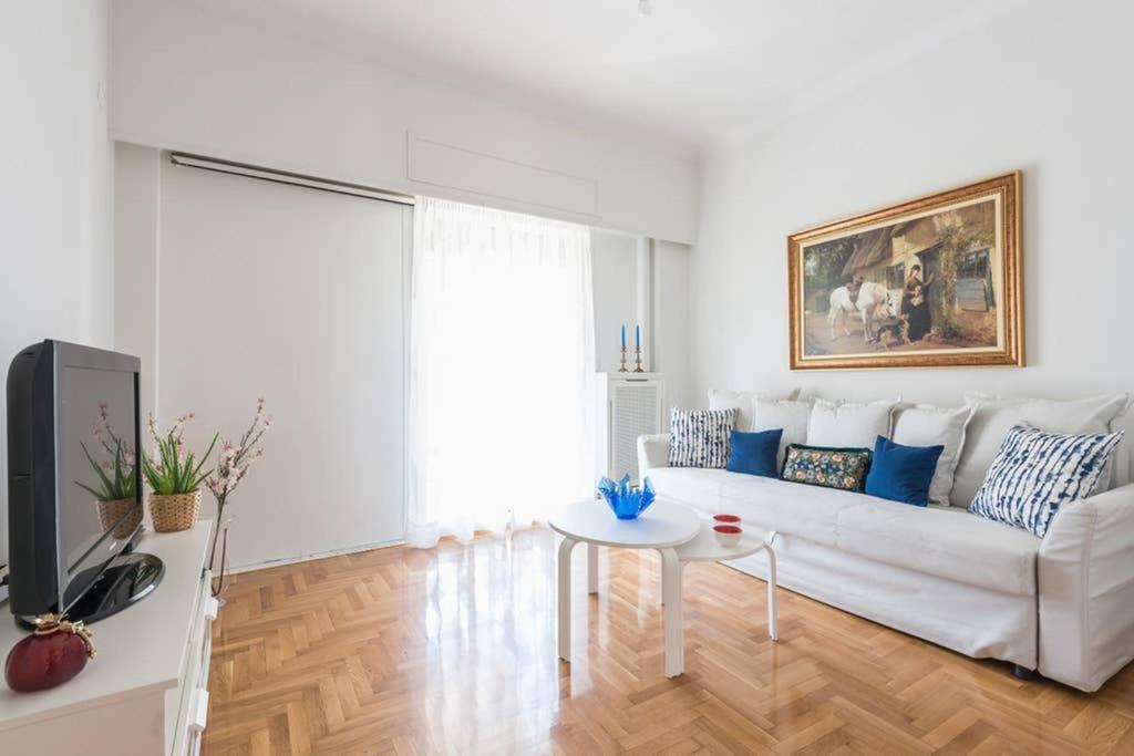 New! Bright & Remodeled 1Bed Apt 2Min Walk To Acropolis Athens Luaran gambar