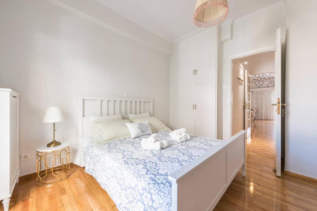New! Bright & Remodeled 1Bed Apt 2Min Walk To Acropolis Athens Luaran gambar