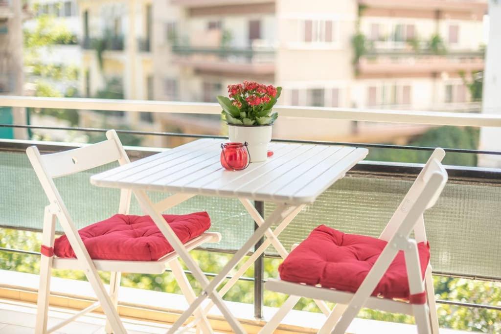 New! Bright & Remodeled 1Bed Apt 2Min Walk To Acropolis Athens Luaran gambar
