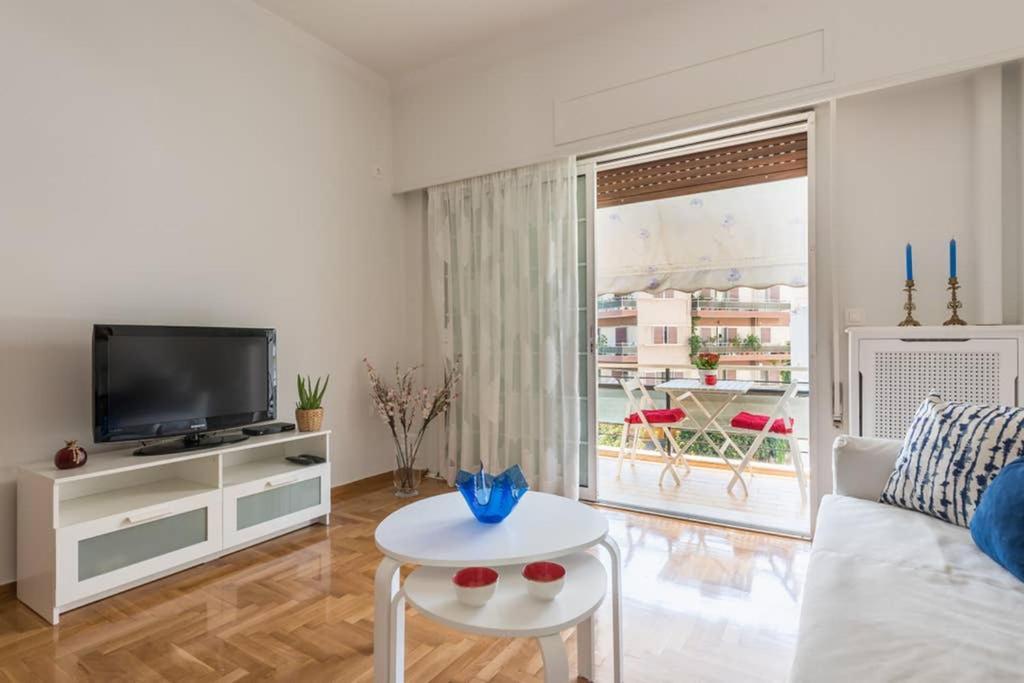 New! Bright & Remodeled 1Bed Apt 2Min Walk To Acropolis Athens Luaran gambar